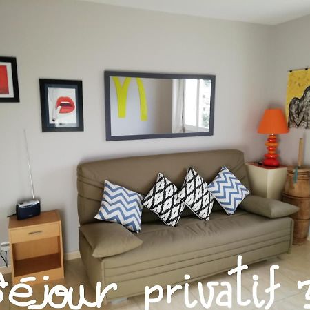 Bed and Breakfast Chez Patrick Roujan Exterior foto